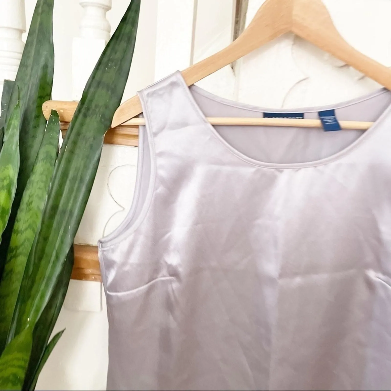Listing Image Blurred Background