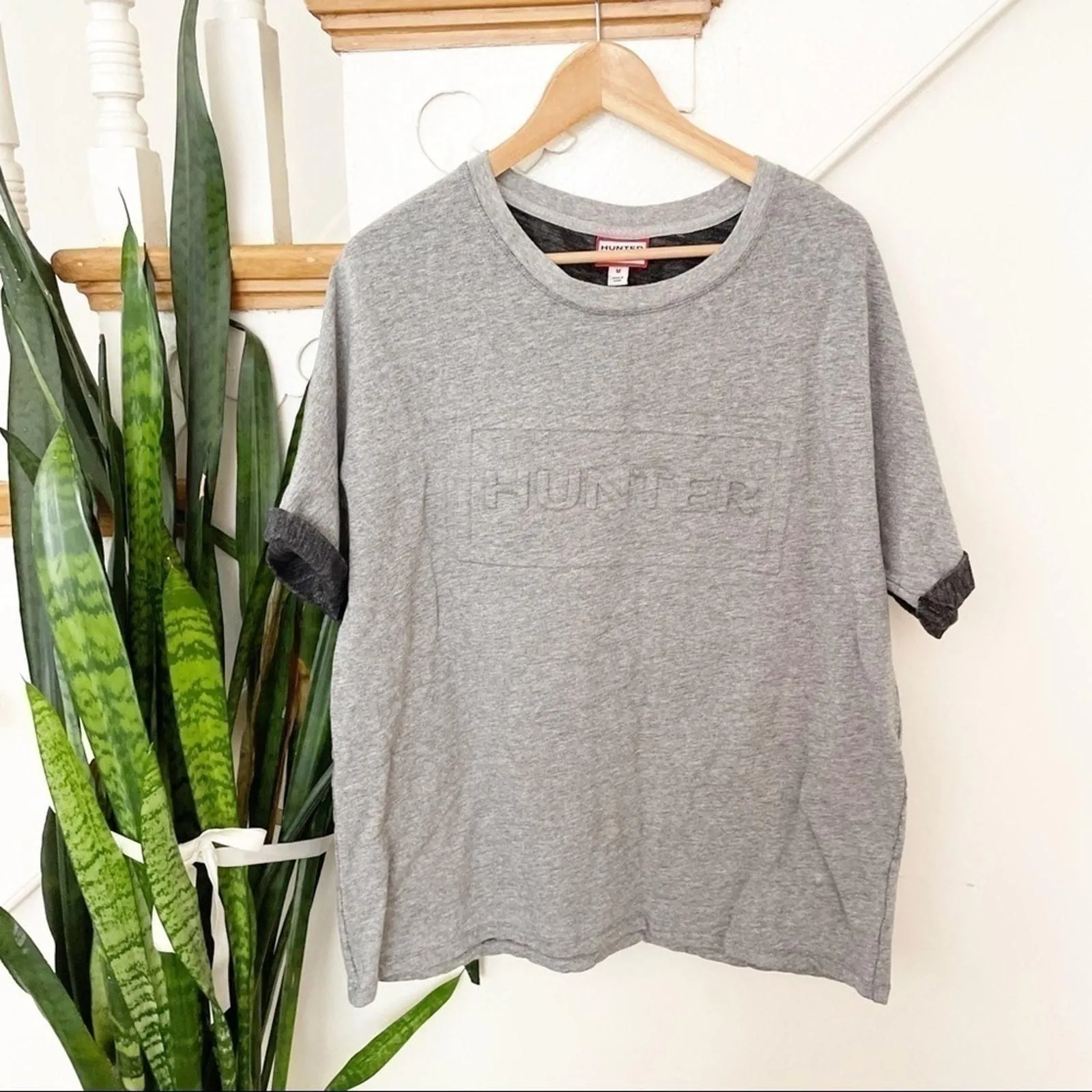 Product image for HUNTER x Targer Gray short sleeves blouse logo M - new-without-tags - Hunter