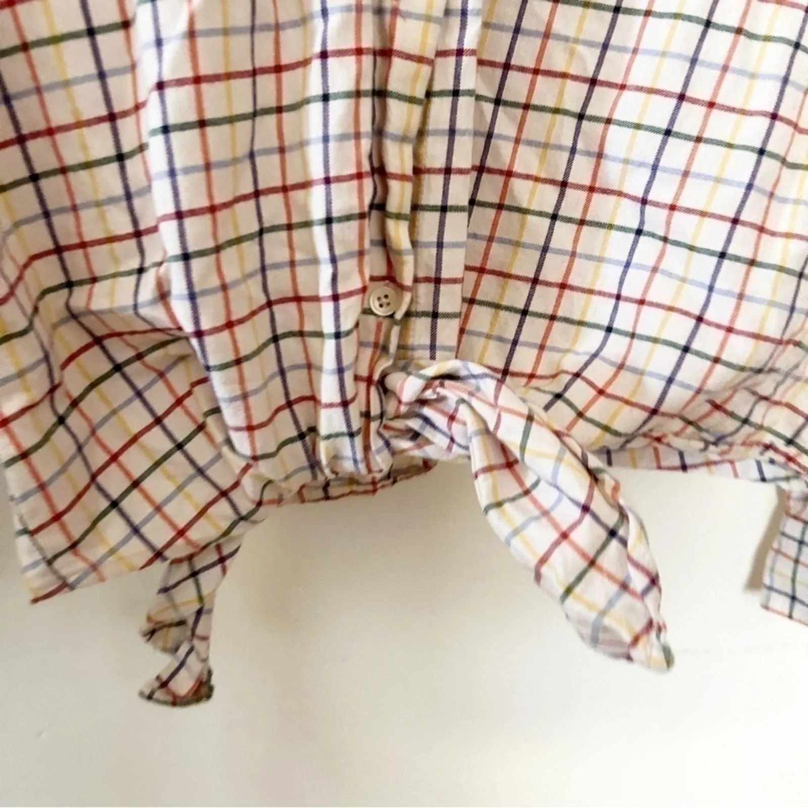 Listing Image Blurred Background