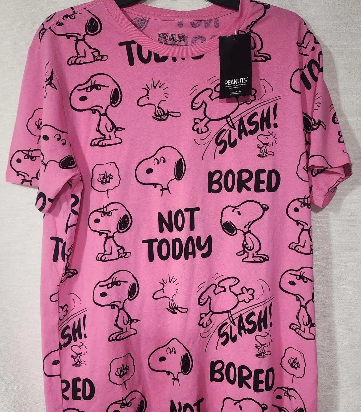 Product image for Snoopy ''Not today'' men's pink medium shirt - new-without-tags - Snoopy