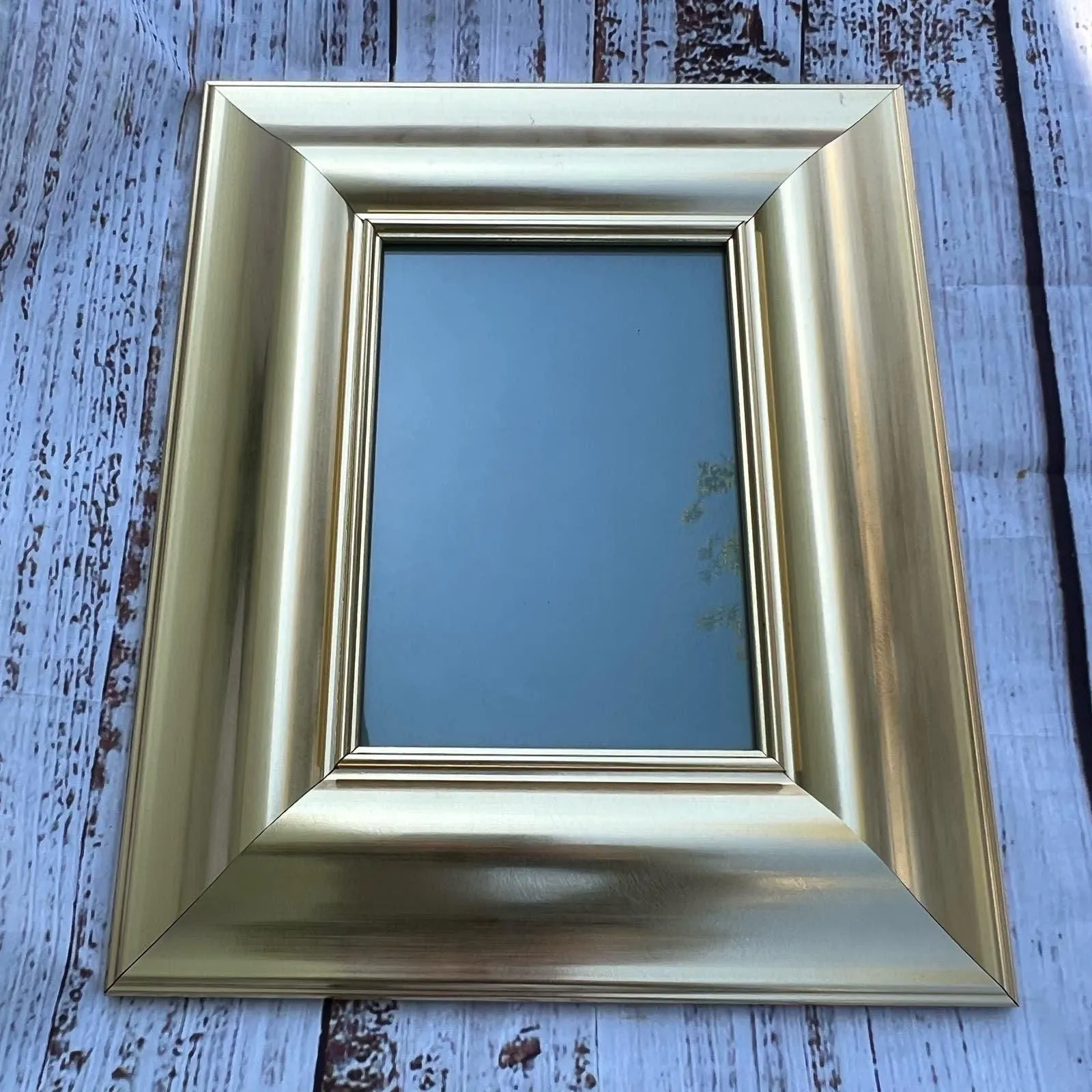 Product image for Brushed Gold Toned Table Photo Frame 4.5x6 Pre-Loved