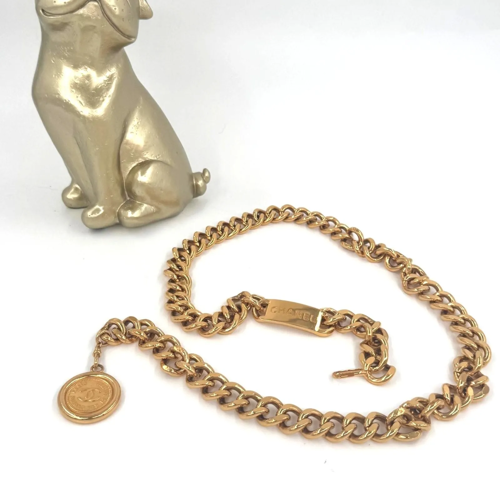 Product image for 190 Chanel Vintage 33" Chain Belt CC Medallion Chanel Plate 