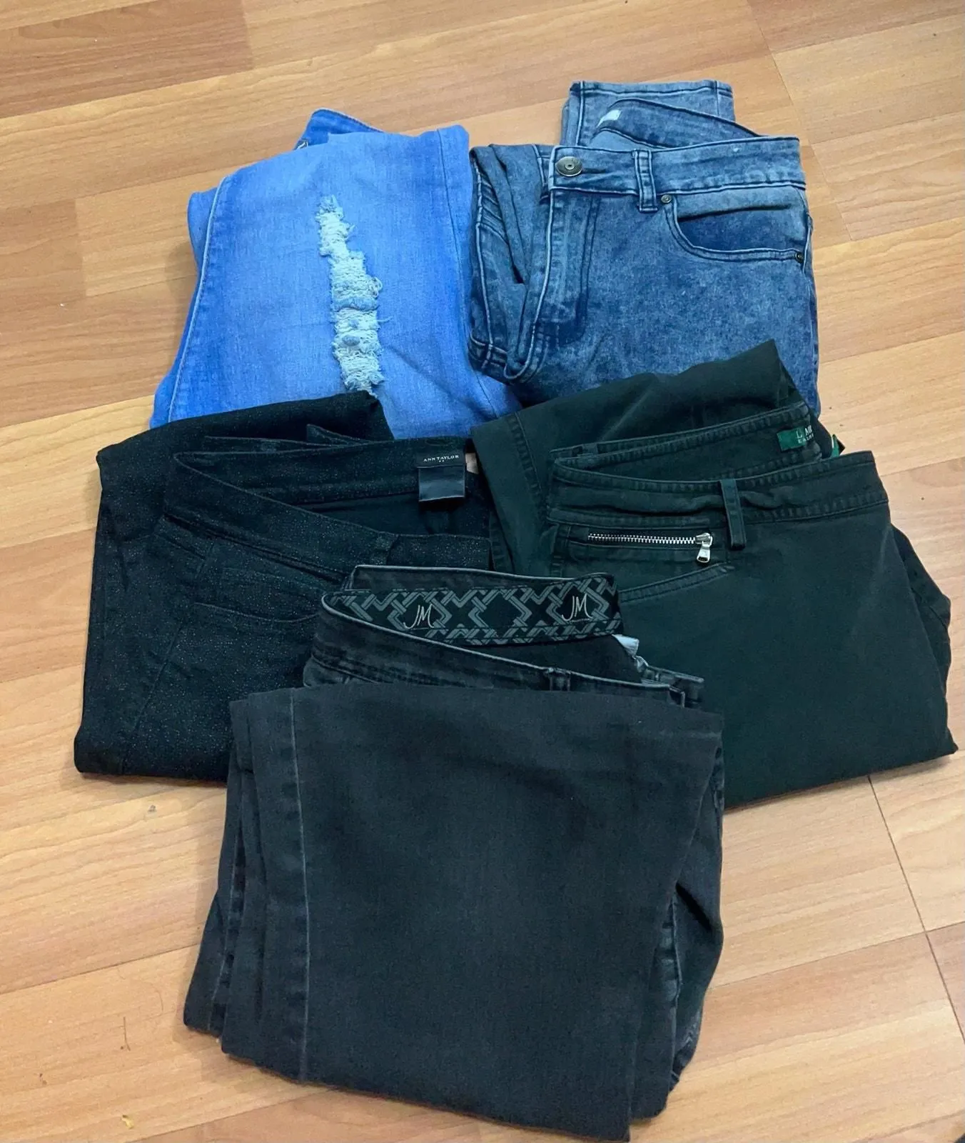 Product image for Lot of 5 Jeans Ralph Lauren, JM, Ann Taylor, Para, AQ Sizes 13 & 10 - pre-owned---excellent - Ralph Lauren