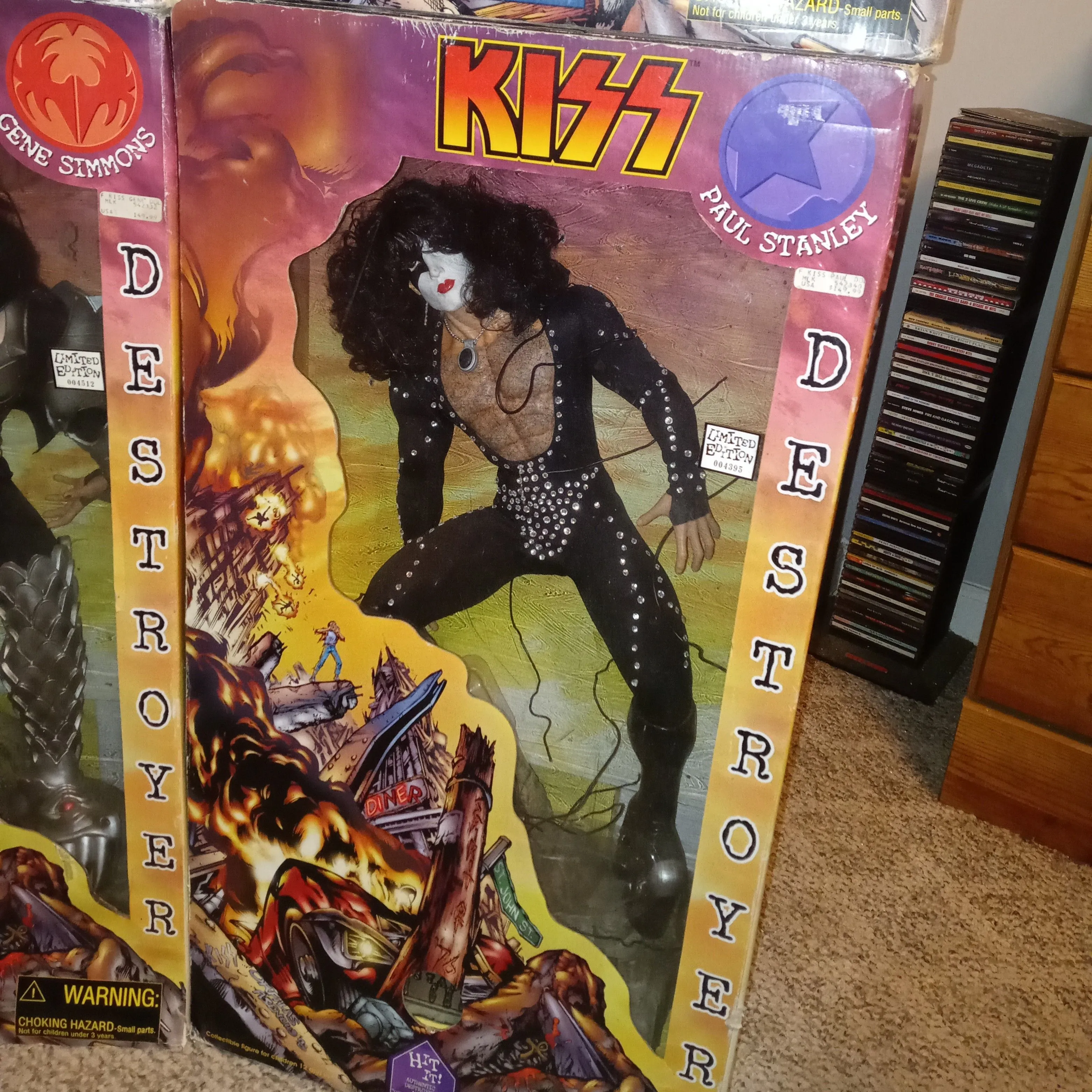 Product image for KISS 24inch figure destroyer set paul stanley