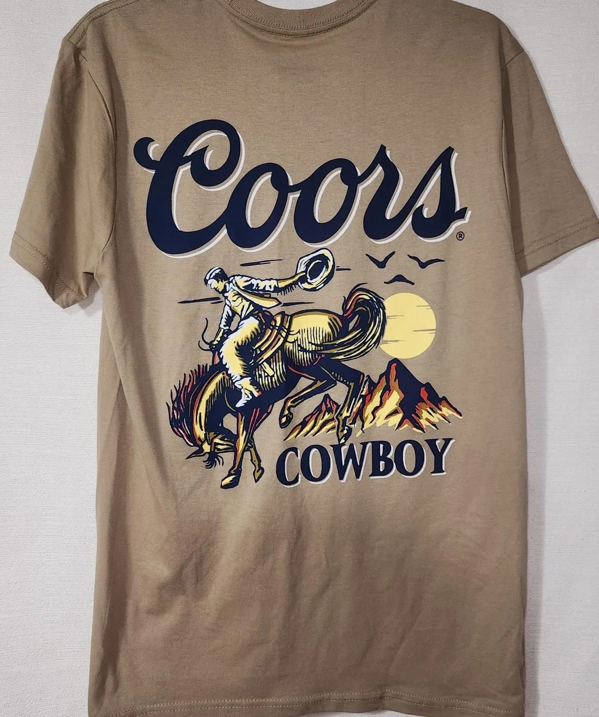 Product image for Coors Cowboys men's medium shirt - new-without-tags - coors