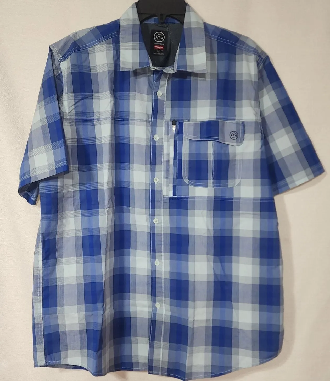 Product image for Wrangler All terrain gear men's large short sleeve shirt - new-with-tags - Wrangler