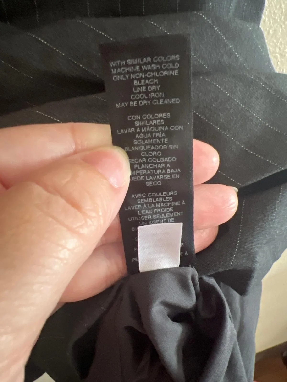 Listing Image Blurred Background
