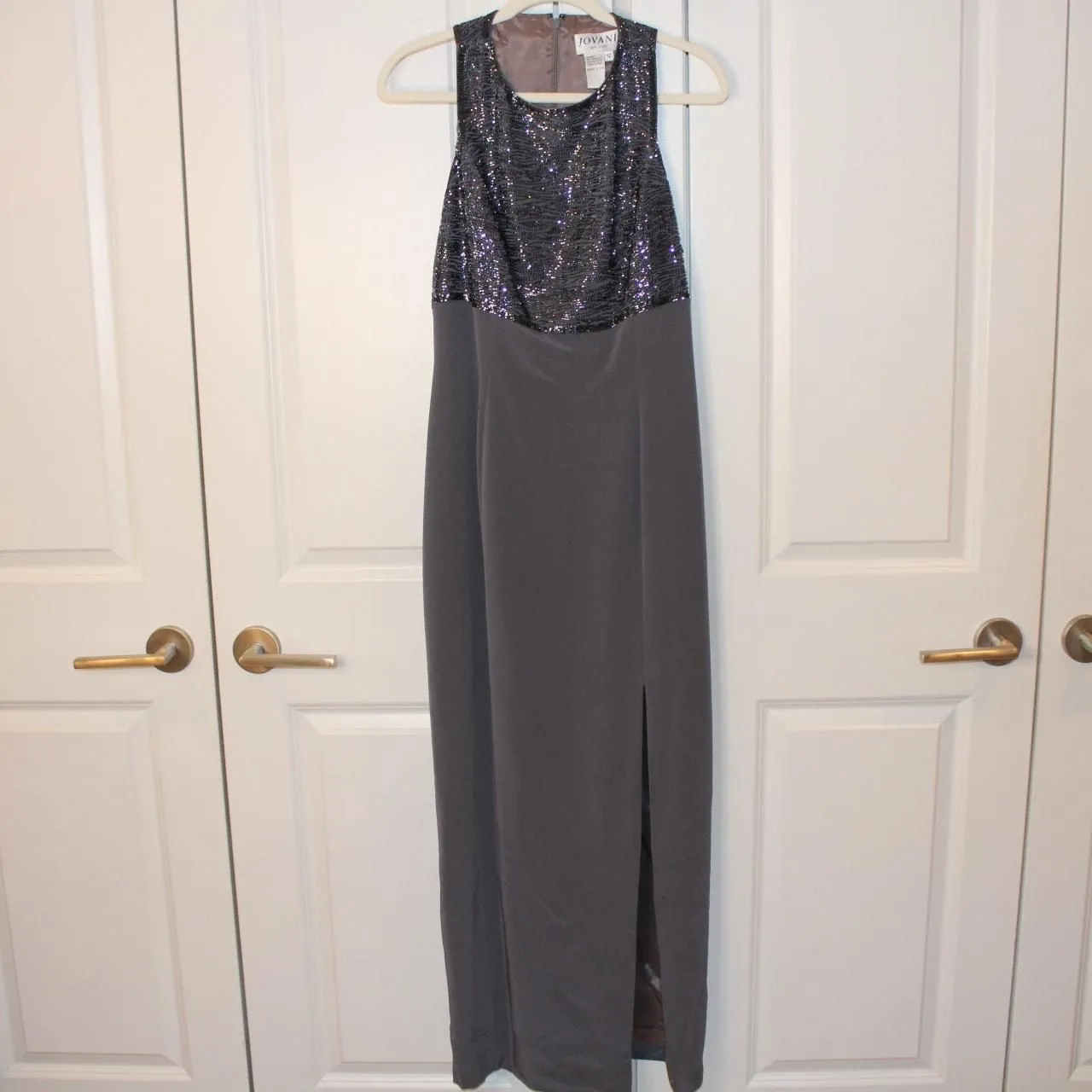 Product image for JOVANI Beaded Bodice Gray Evening Gown Long Dress Black Tie Wedding Guest - pre-owned---good - Jovani