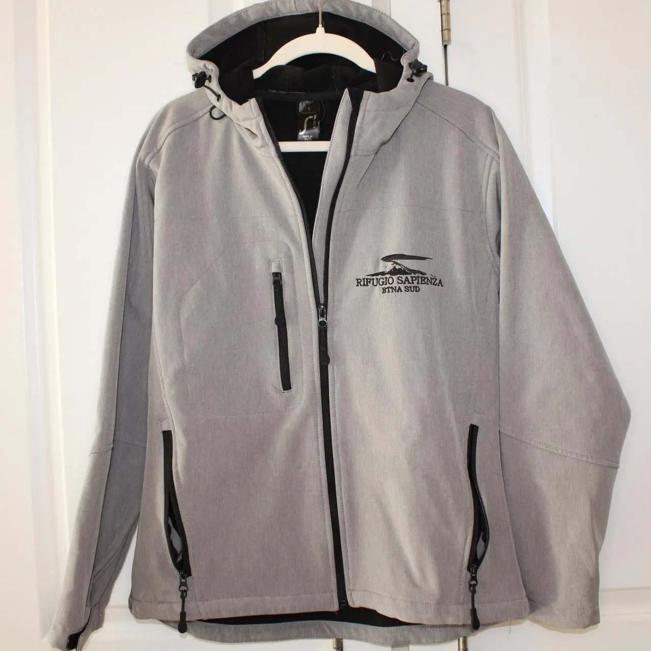 Product image for RIFUGIO SAPIENZA Etna Volcano Softshell Fleece-Lined Hooded Jacket | Large - pre-owned---excellent - Replay