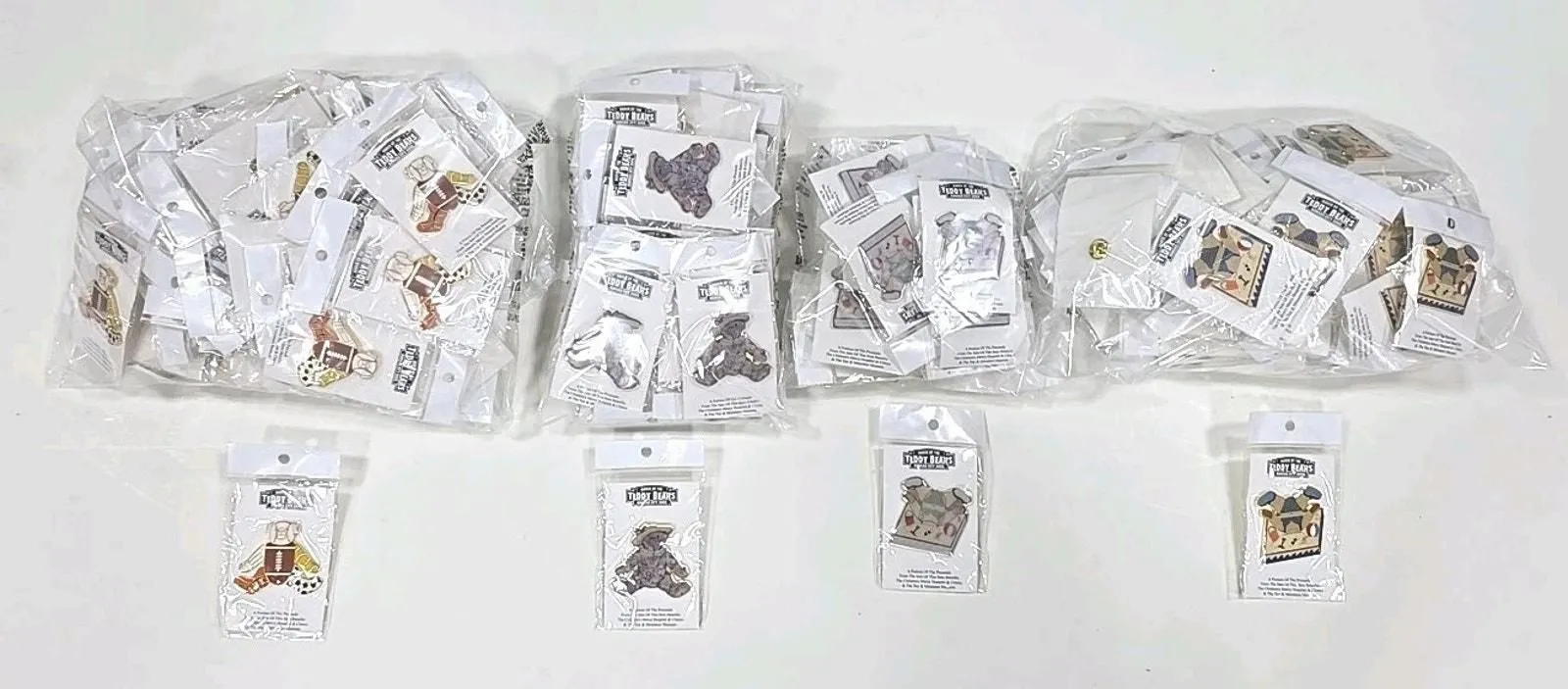 Product image for March of The Teddy Bears Kansas City 2002 Huge Lot of about 200 PIns New MBB3
