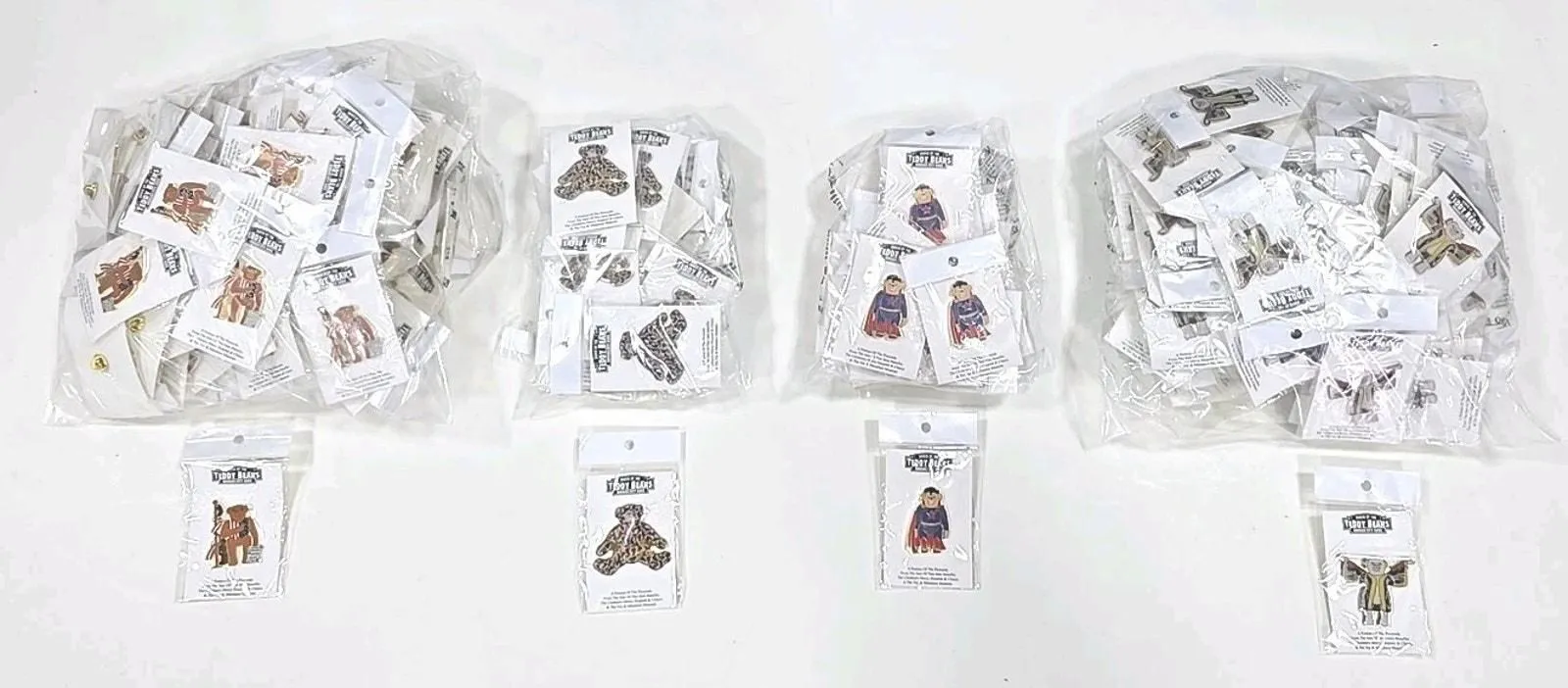 Product image for March of The Teddy Bears Kansas City 2002 Huge Lot of about 220 PIns New MBB2