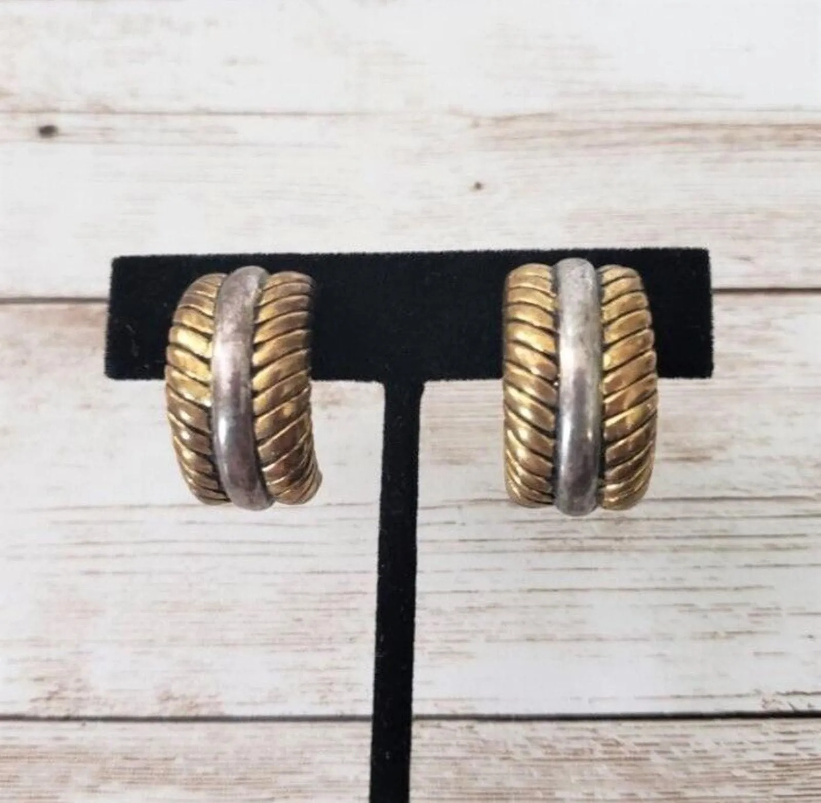Product image for Vintage Clip On Earrings Chunky Hoops Pattern Gold Tone, Silver Tone Center - Earring - pre-owned---good