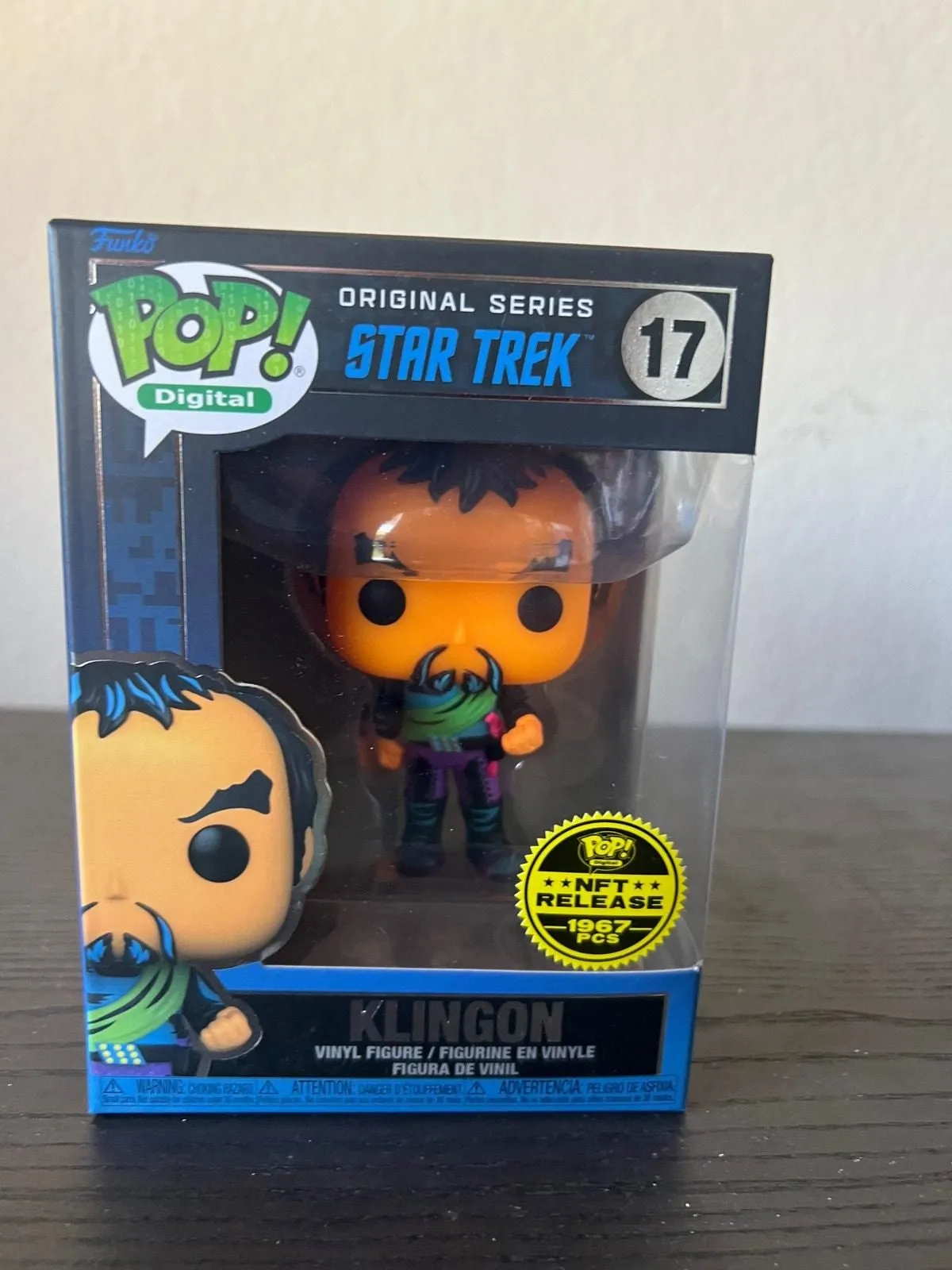 Product image for ONLY 1967 PIECES LIMITED EDITION BLACKLIGHT Klingon Funko Pop #17 Star Trek TOS