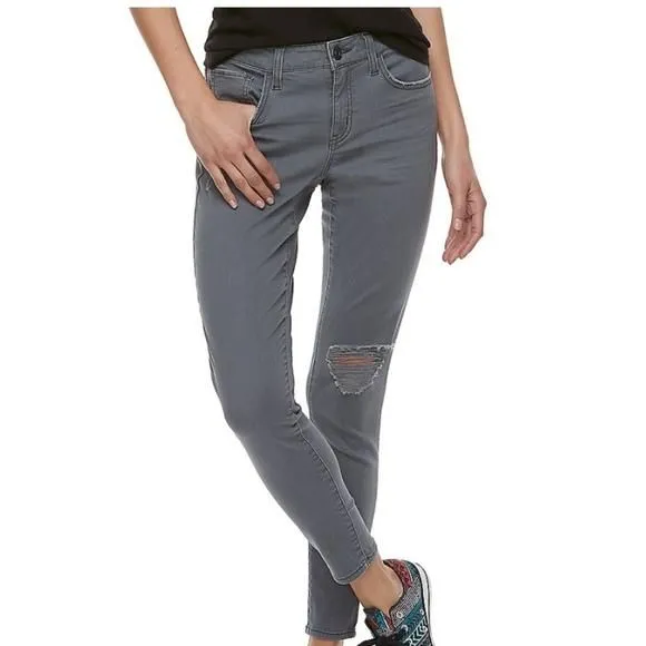 Product image for ❤ 2/$15 last 1❣️ dark grey destructed color twill jeggings