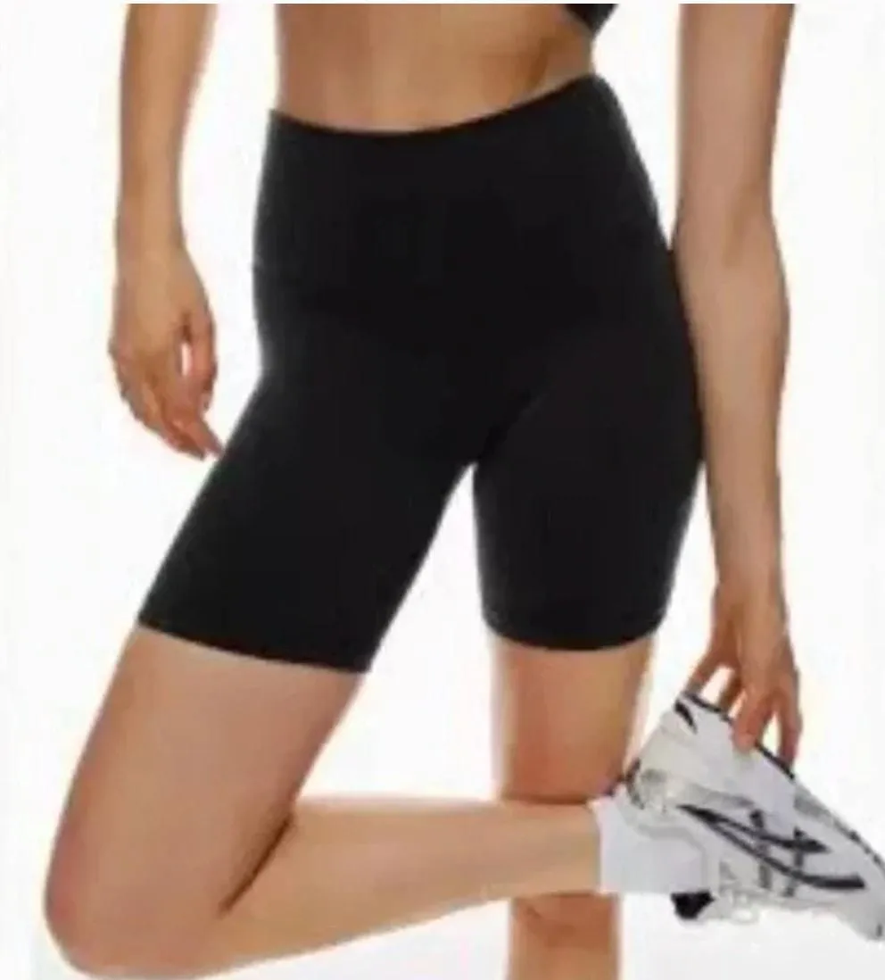 Product image for (XS) $60 Aritzia TNA Action Biker Short 7" Black  - 60 - xs - Activewear - pre-owned---good - Artitzia