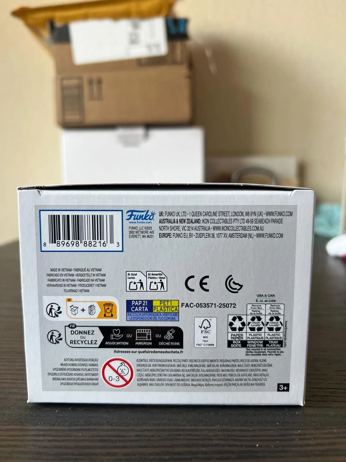 Listing Image Blurred Background