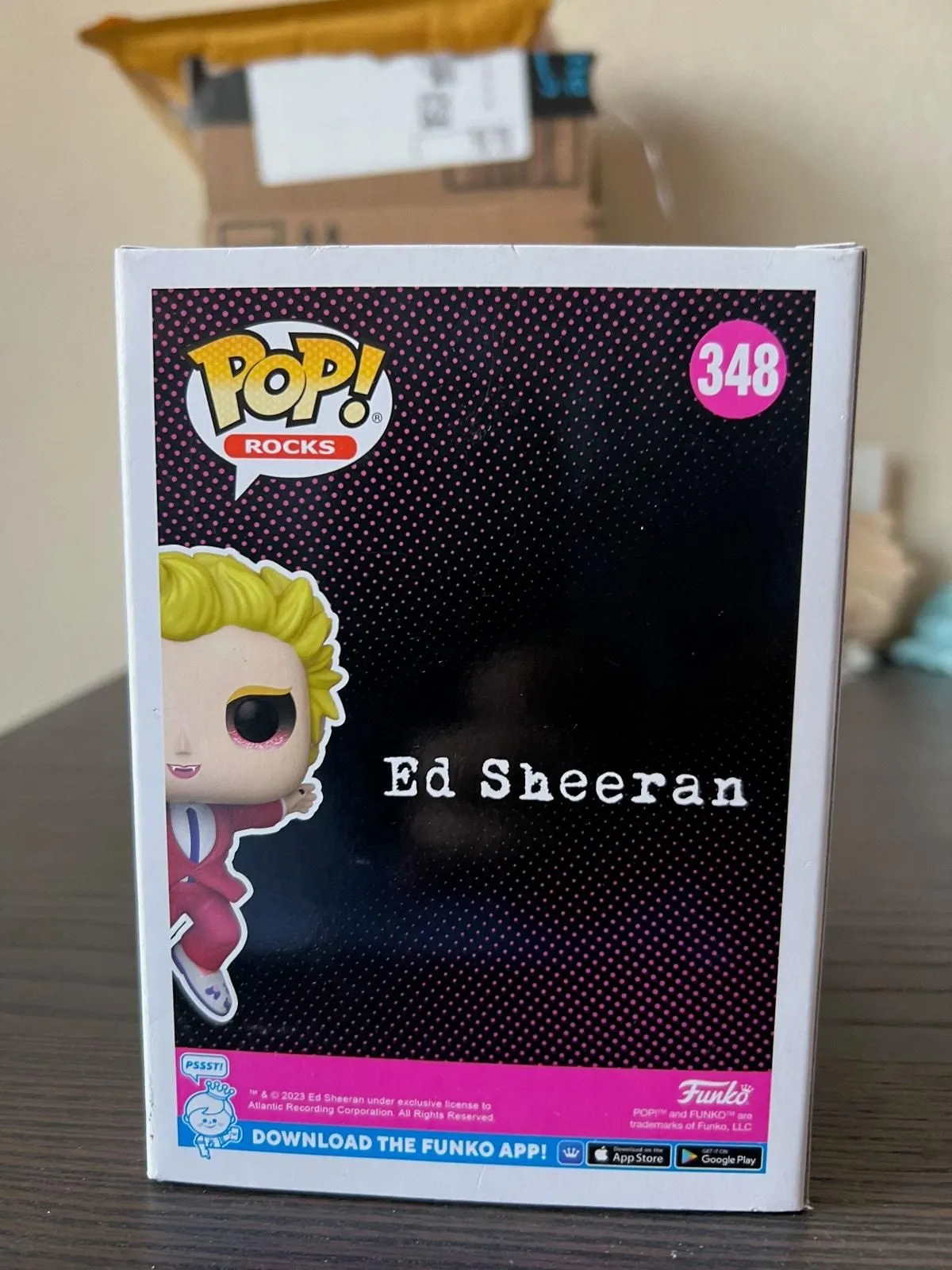 Listing Image Blurred Background