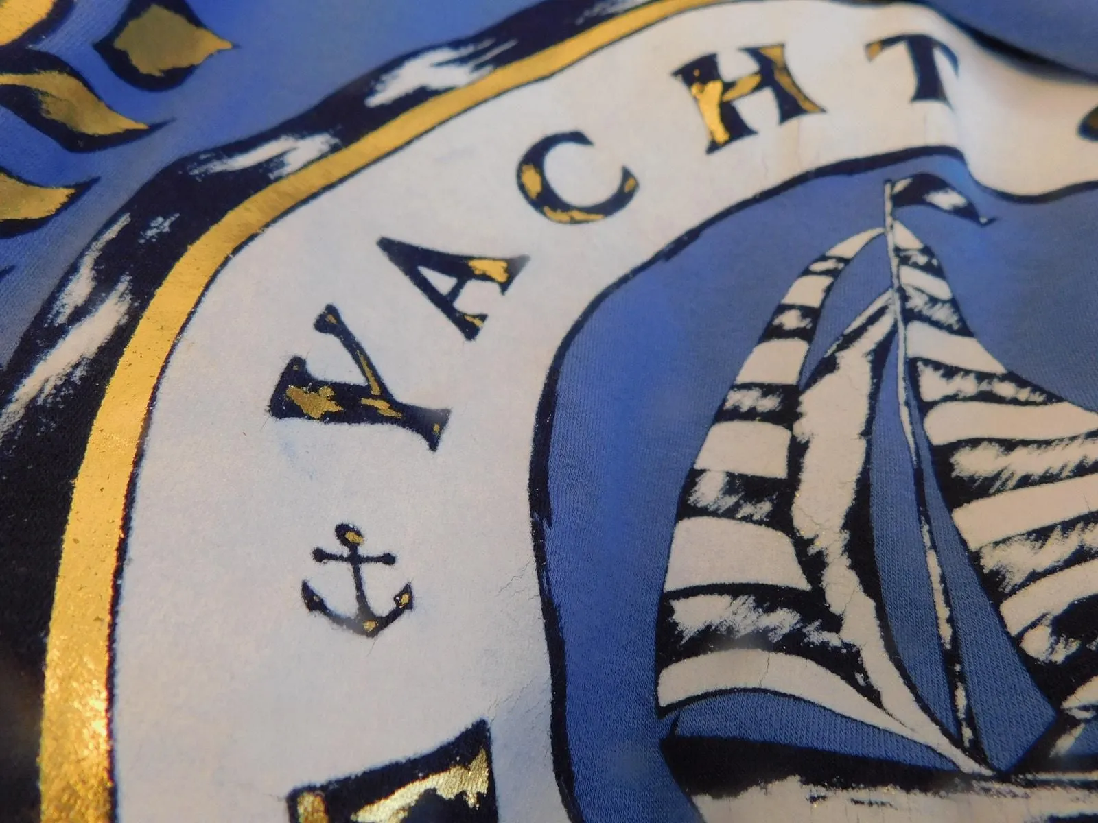 Listing Image Blurred Background