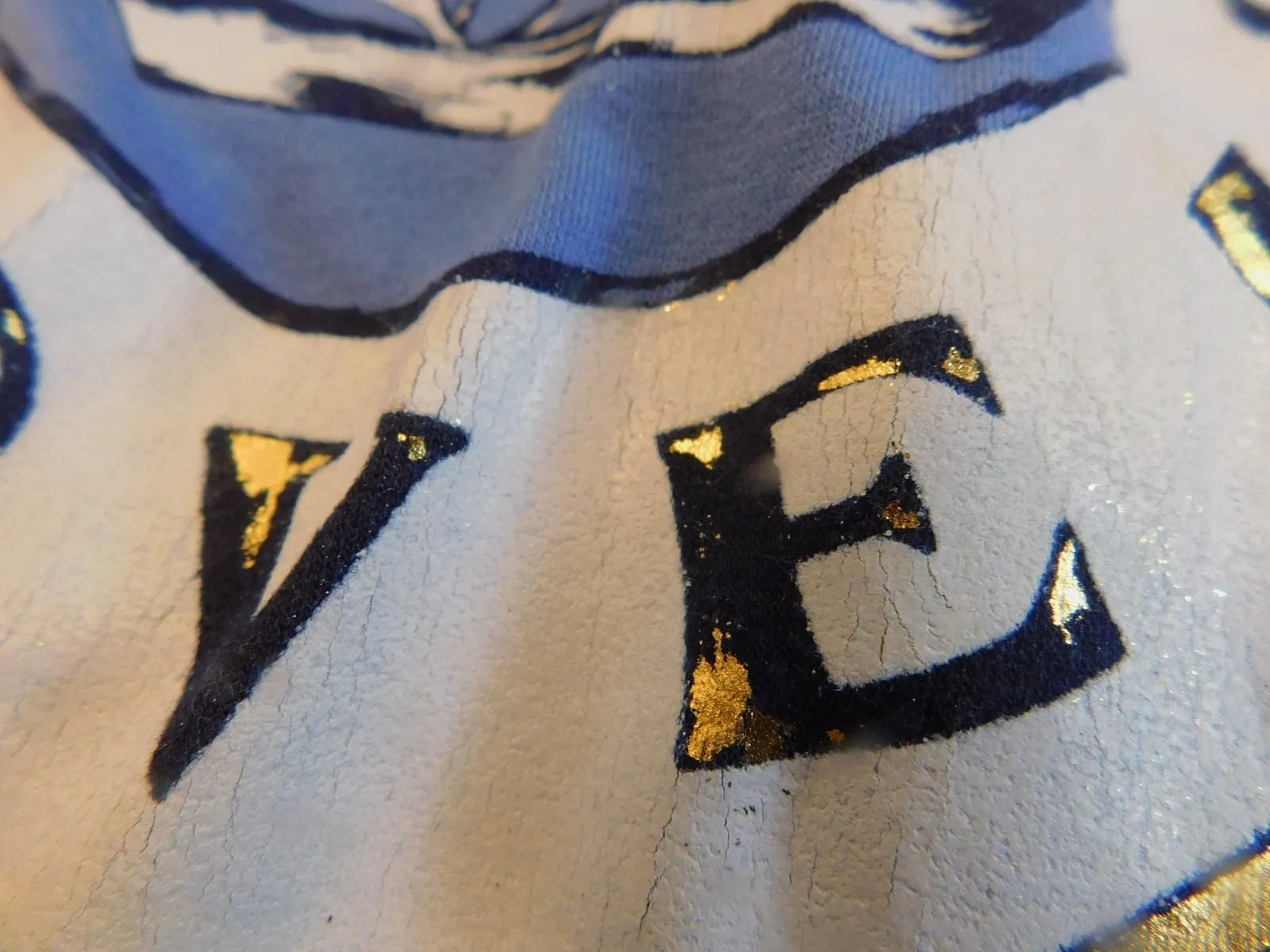 Listing Image Blurred Background