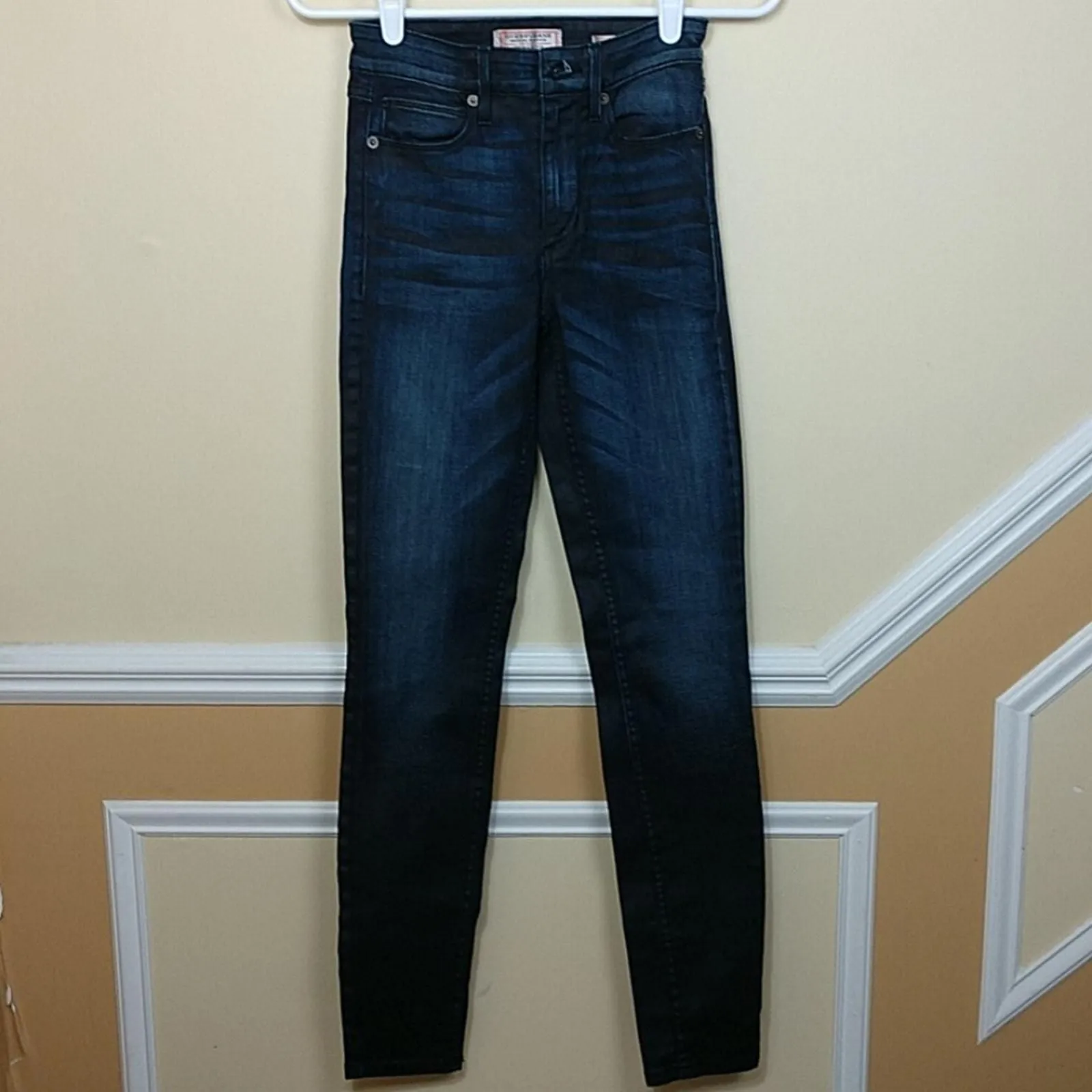 Product image for Guess 1981 Skinny Coated Jeans with Charm size 23 - pre-owned---good - Guess
