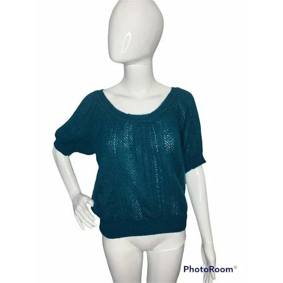 Listing Image Blurred Background