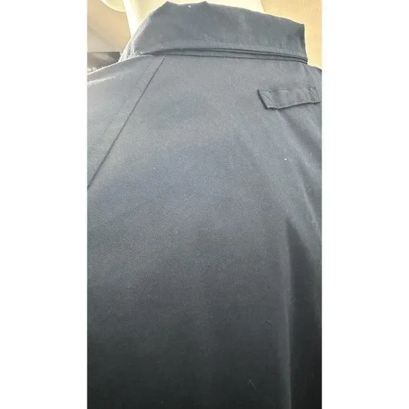 Listing Image Blurred Background