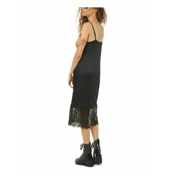 Listing Image Blurred Background