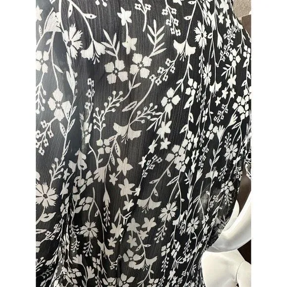 Listing Image Blurred Background