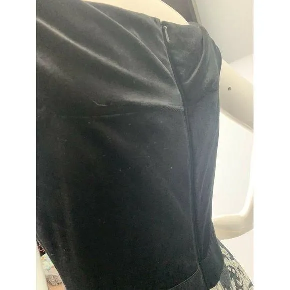 Listing Image Blurred Background