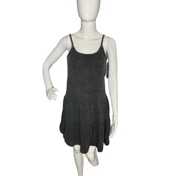 Listing Image Blurred Background
