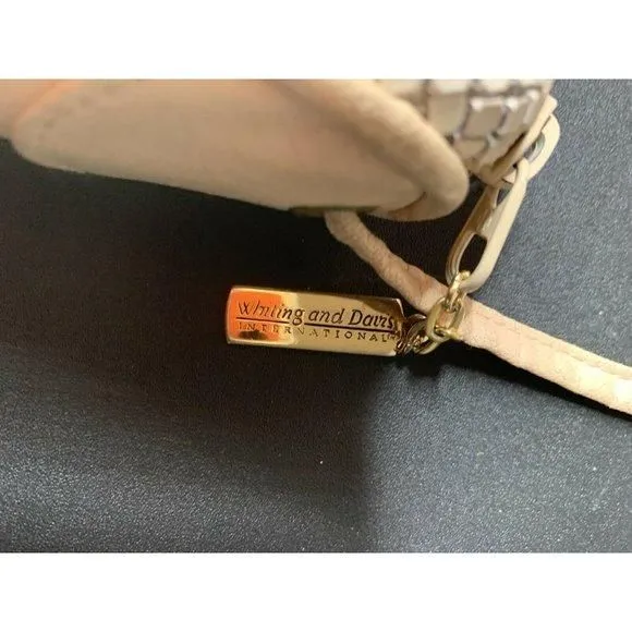 Listing Image Blurred Background