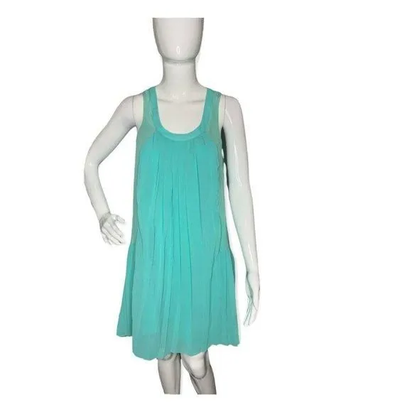 Listing Image Blurred Background