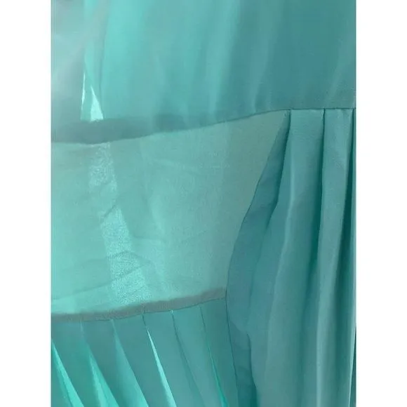 Listing Image Blurred Background