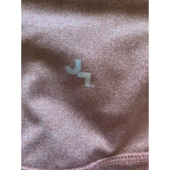Listing Image Blurred Background