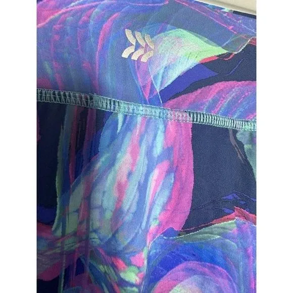 Listing Image Blurred Background