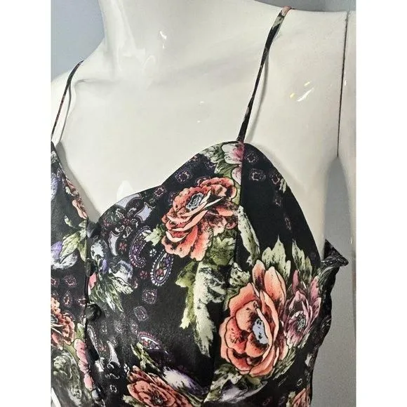 Listing Image Blurred Background