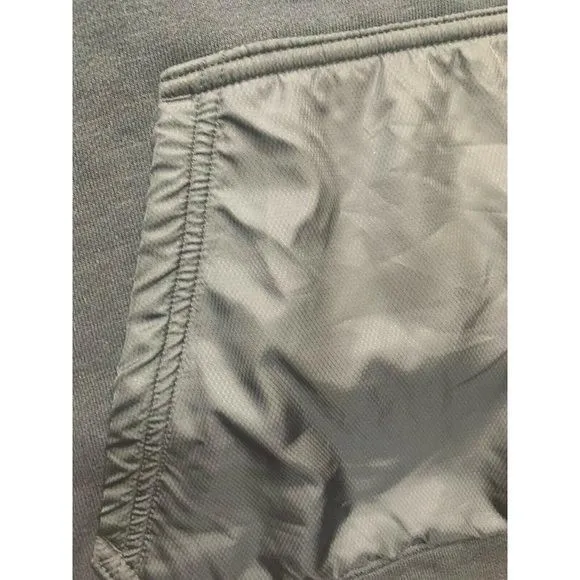 Listing Image Blurred Background