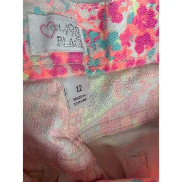 Listing Image Blurred Background