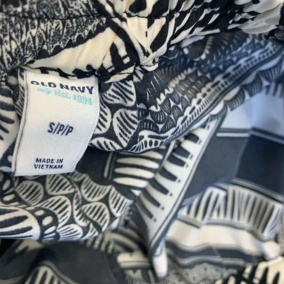 Listing Image Blurred Background