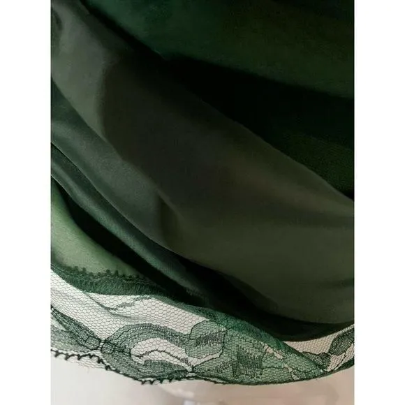 Listing Image Blurred Background