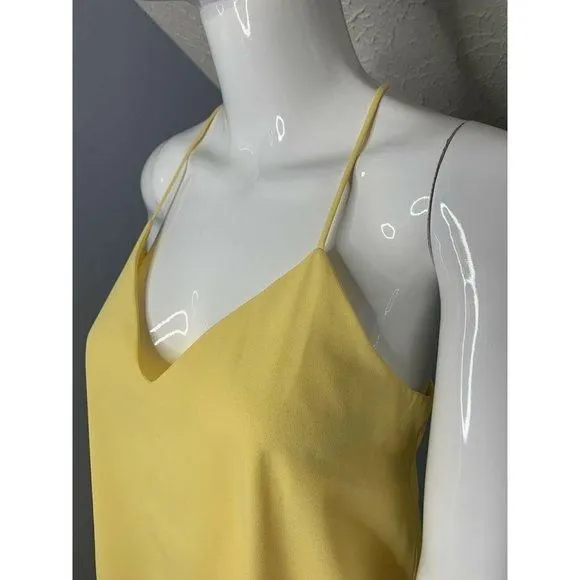 Listing Image Blurred Background