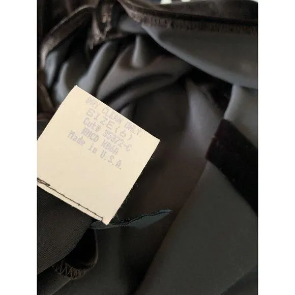 Listing Image Blurred Background