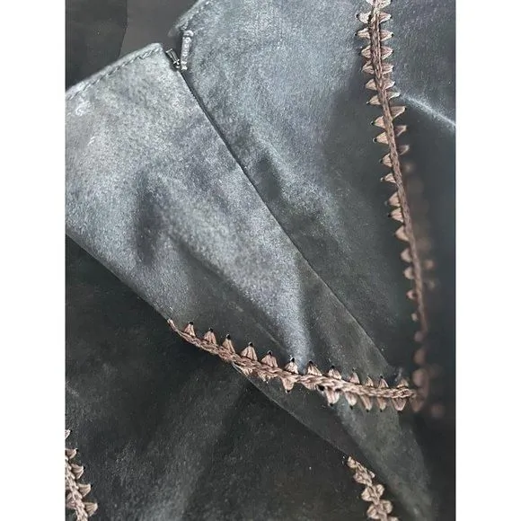 Listing Image Blurred Background