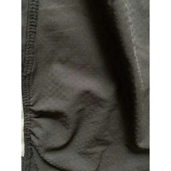 Listing Image Blurred Background