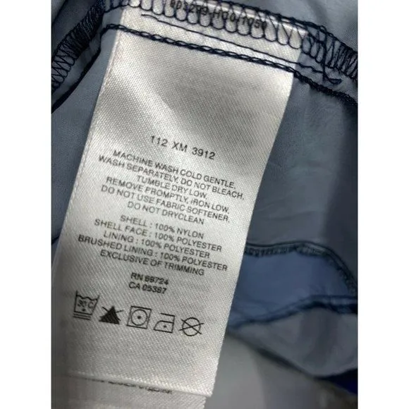 Listing Image Blurred Background
