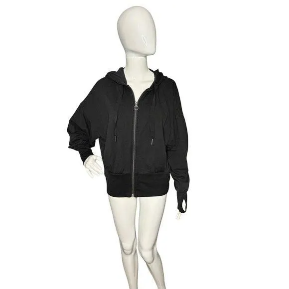 Listing Image Blurred Background