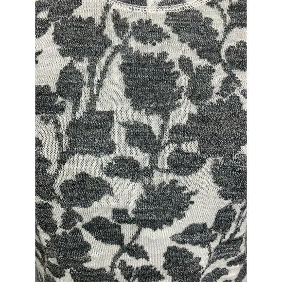 Listing Image Blurred Background
