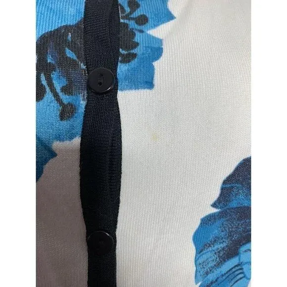 Listing Image Blurred Background