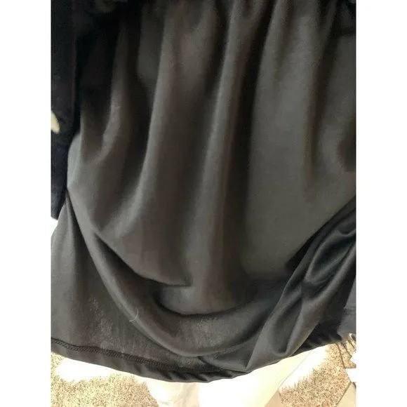 Listing Image Blurred Background