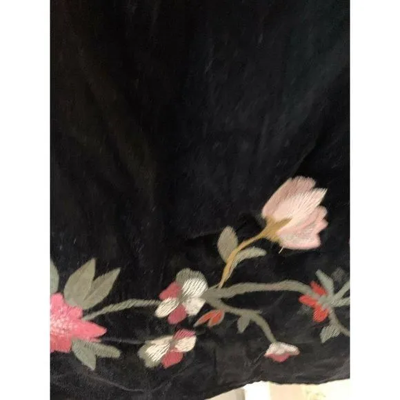 Listing Image Blurred Background